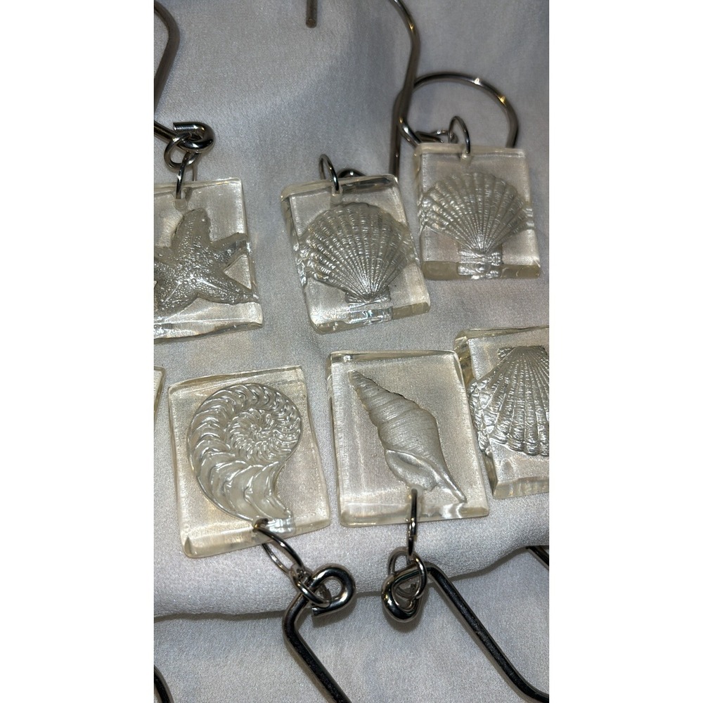 Lucite Etched Transparent Shell Shower Curtain Rings Ocean Seashore - Picture 4 of 9